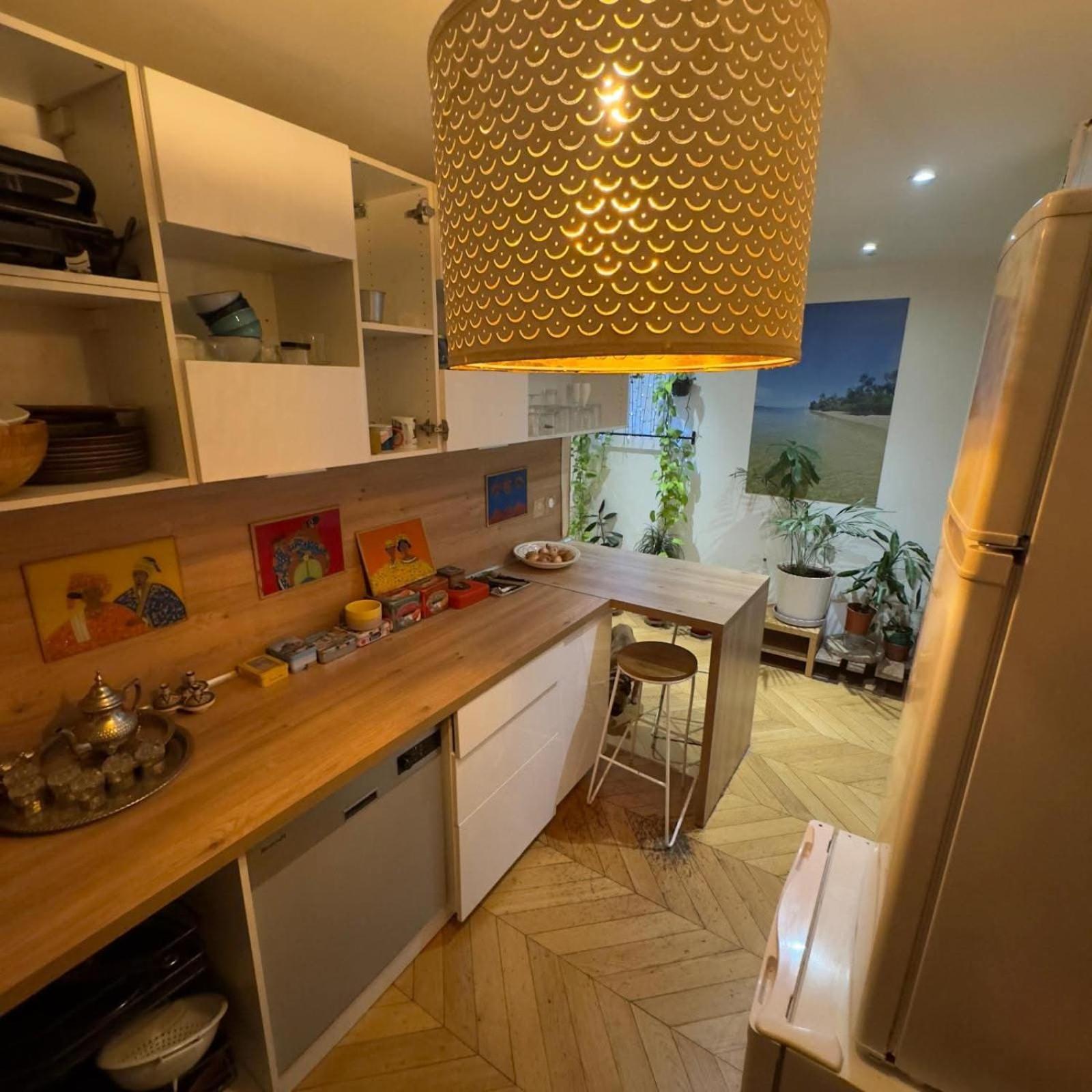 Magnifique 12 Apartment
